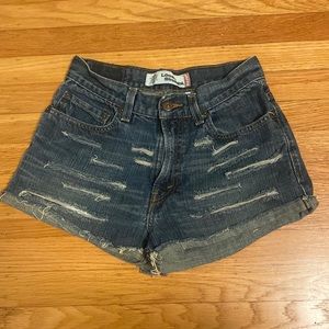levi shorts